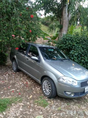 Siena HLX 1.8 automático
