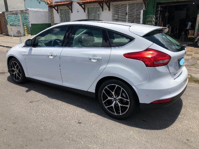Ford Focus Titanium Plus 2.0 - Foto 6