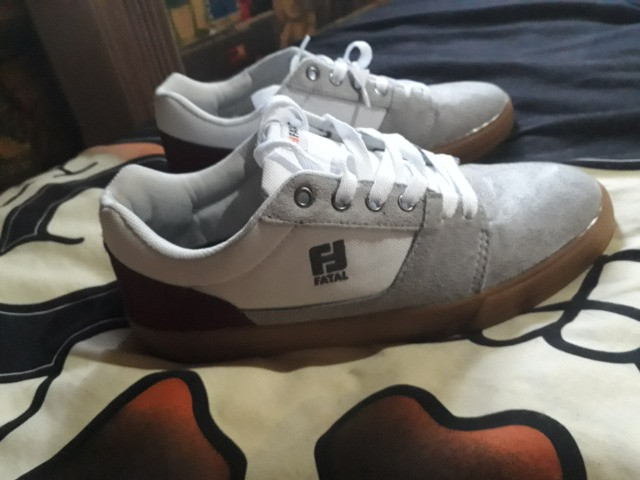2 tenis por 100 reais