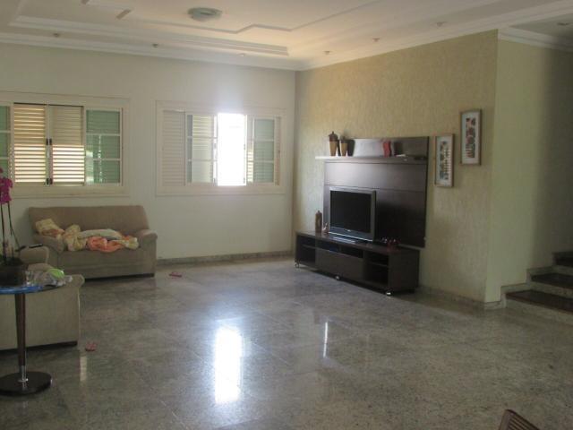 Casa em lote de mais de 1000 m2 - Foto 11