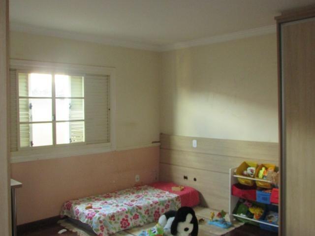 Casa em lote de mais de 1000 m2 - Foto 5
