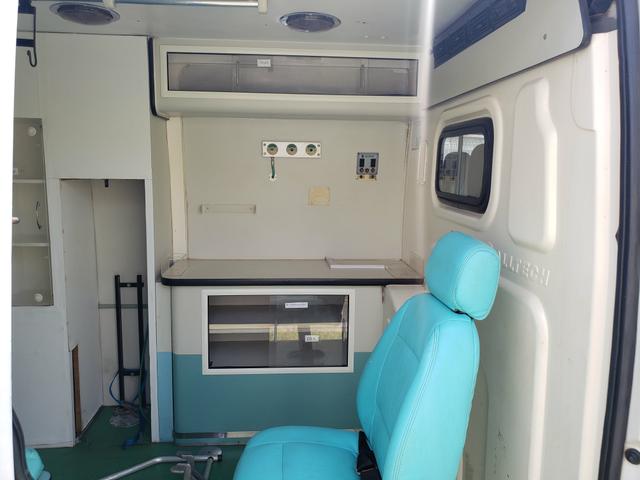 Ambulancia renalt master - Foto 4