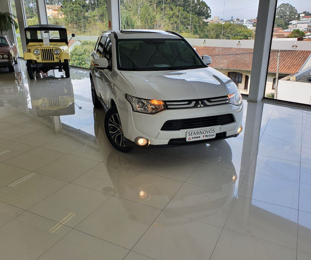 OUTLANDER 2.0 160CV AUTOMÁTICA 2015 - Foto 18