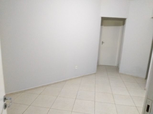 Apartamento 2/4 ótima localização /sem condomínio - Foto 6