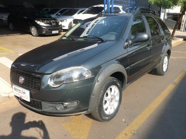 FIAT / PALIO WEEKEND TREKKING 1.6 FLEX COMPLETA