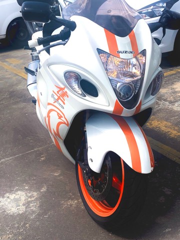 HAYABUSA 2012 ÚNICA, EXCLUSIVA E PERSONALIZADA
