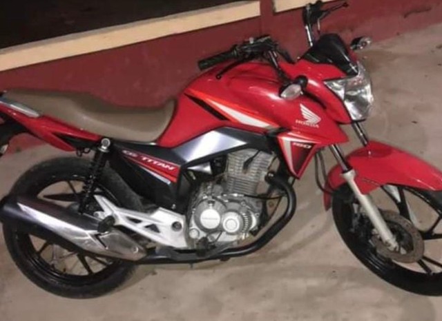 HONDA CG TITAN 2017 QUITADA R$ 9.300