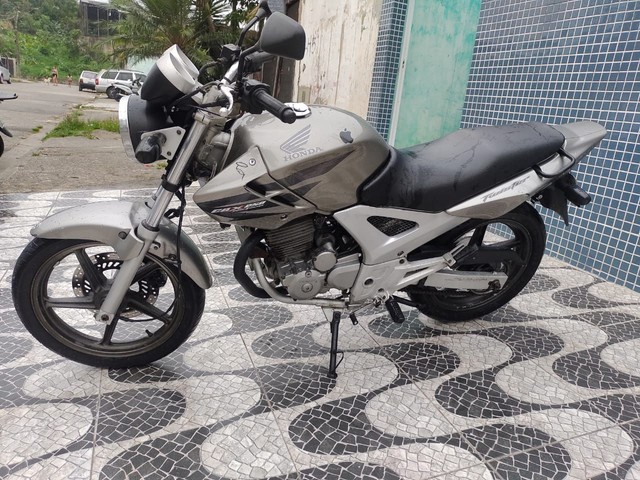 CB TWISTER 2008