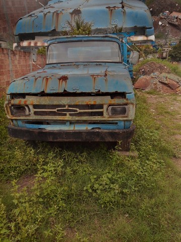 CAMINHÃO
