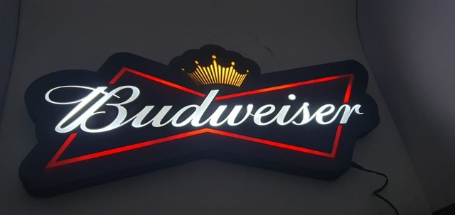 Luminoso Budweiser