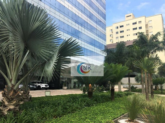 Sala comercial de 390 m² com piso elevado, forro com luminárias, ar condicionado no própri - Foto 3