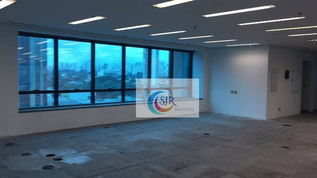 Conjunto comercial de 474m² de área útil em vão livre, piso elevado, forro de gesso, lumin - Foto 4