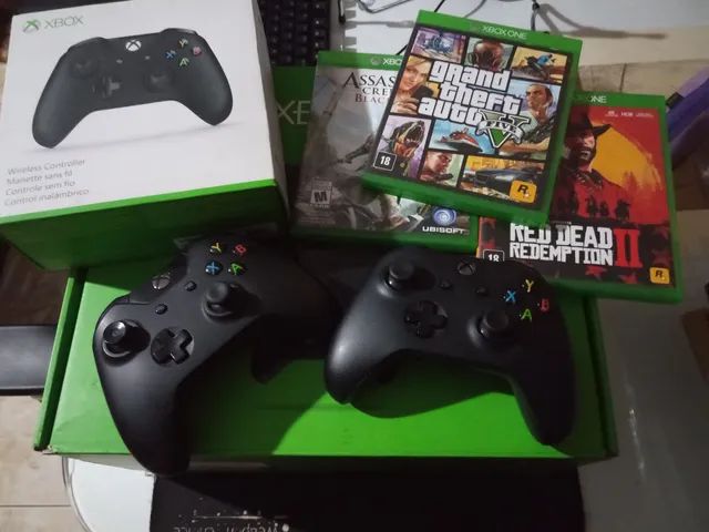 Console Xbox One 500GB + 2 Controle + 3 Jogos