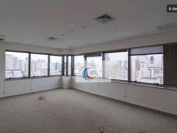 Sala comercial de 370 m² com 12 vagas de garagem, piso elevado com carpete, ar condicionad - Foto 3