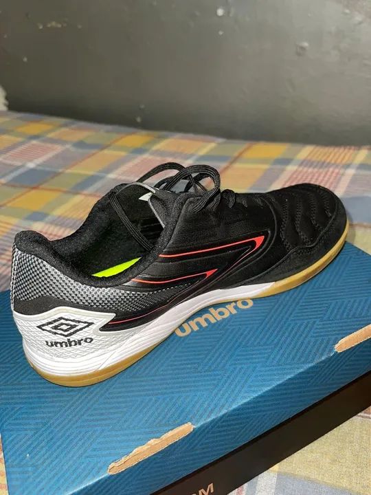 Tenis Umbro Tenis Puma LanÃ§amento 2018 Chuteira Futsal LanÃ