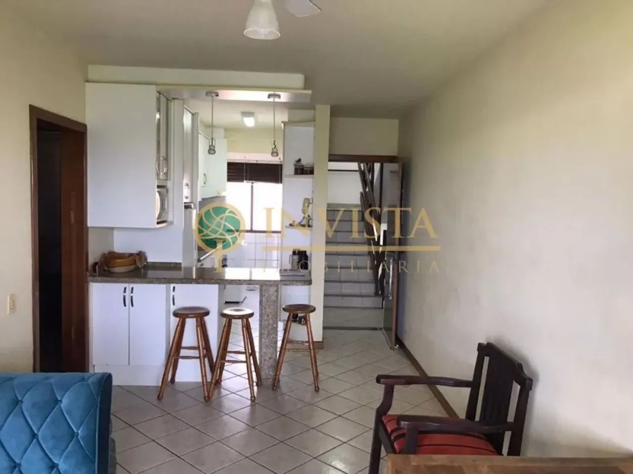 Sacada com Churrasqueira, 2 quartos, sol da manhã - À venda na Praia Brava - Foto 4