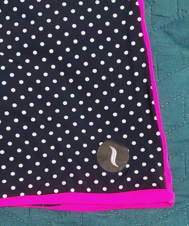 JERSEY TAMANHO M PONYTAIL  FPS30 PRETO COM POÁ E ROSA