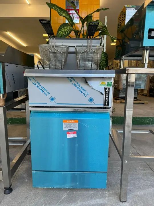 Fritador industrial linha prime em inox - 20 litros óleo - marca venâncio