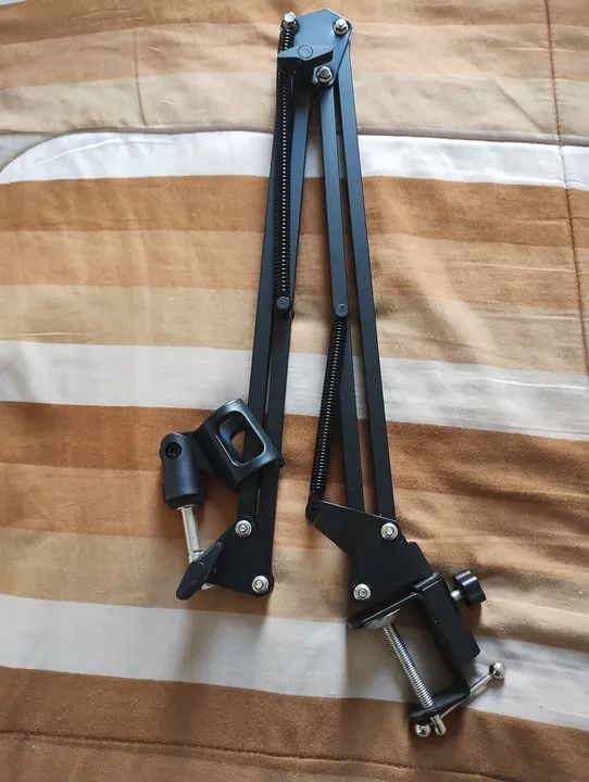 Suporte Ajustável para Microfone