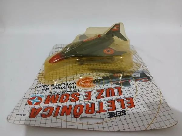 Avião Caça Supersônico dos Anos 90 da Marca Estrela Lacrado - Série Eletrônica Luz e Som  - Foto 4