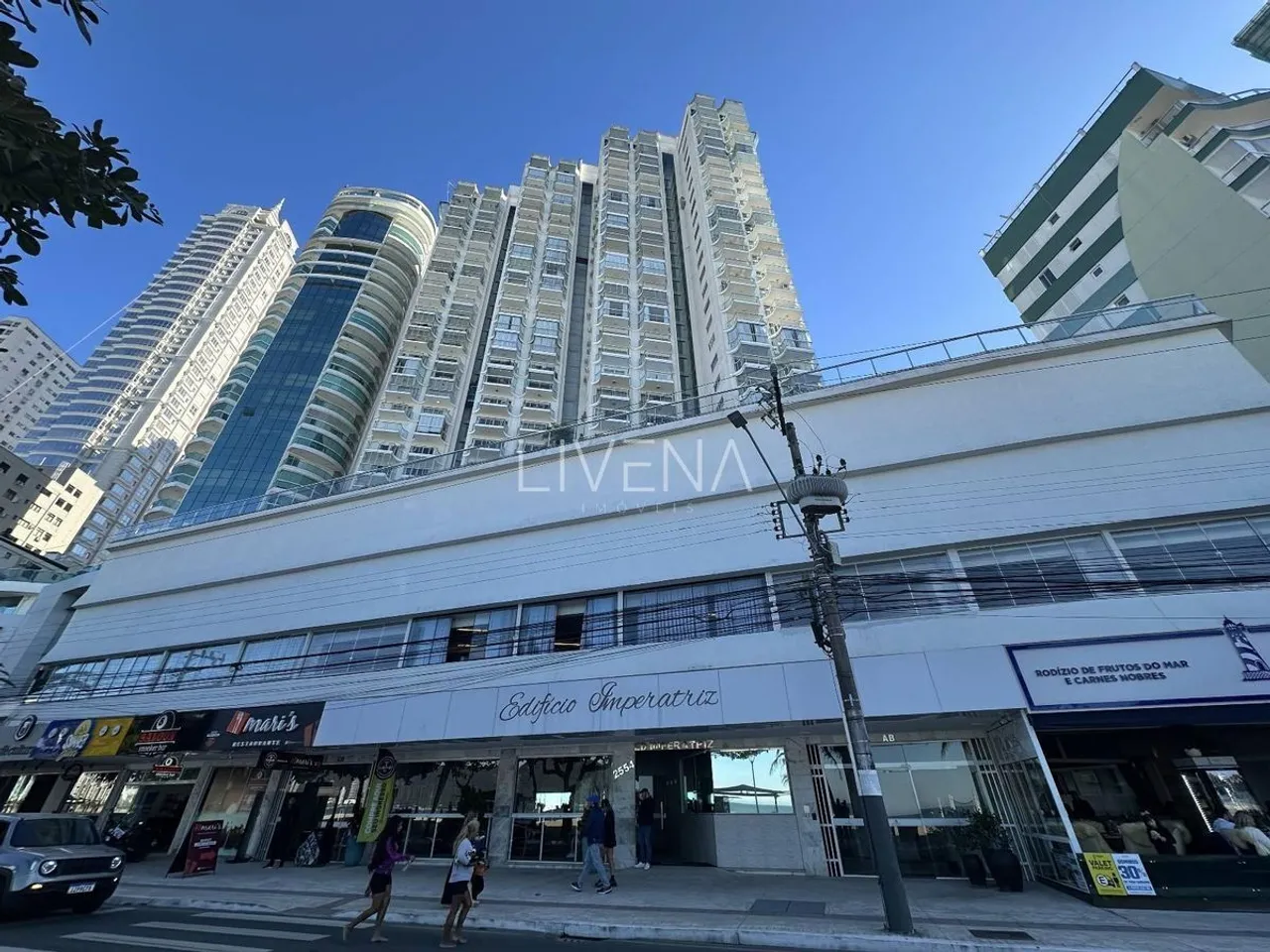 APARTAMENTO AVENIDA ATLANTICA - MOBILIADO - 02 QUARTOS