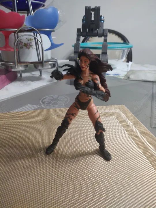 Boneca Witchblade Image Comics Legendary Heroes Marvel Legends ToyBiz