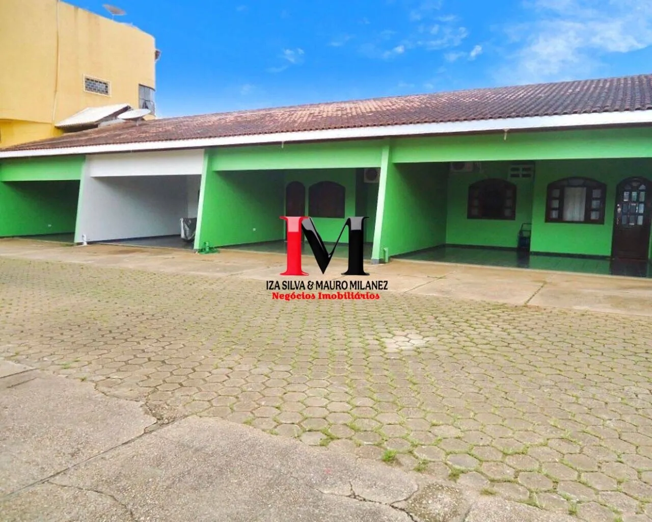 Casa em vila com 2 quartos na Av Imigrantes - Próximo aos Correios