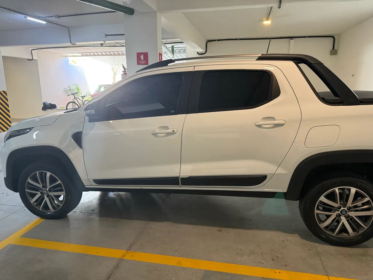 Fiat Strada Volcano 1.3 Flex 8V CD Aut. 2025 - Foto 3