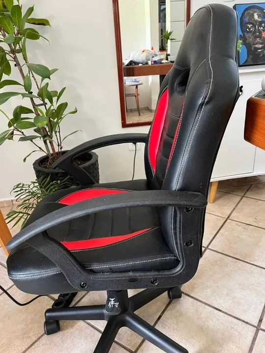 Cadeira Mig Gamer Or Design - Pouco usada (motivo mudança) - Foto 6