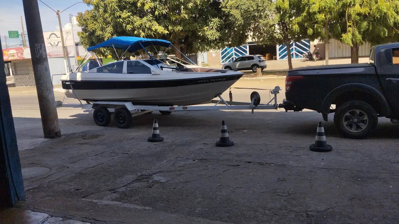 Lancha Ventura v20
