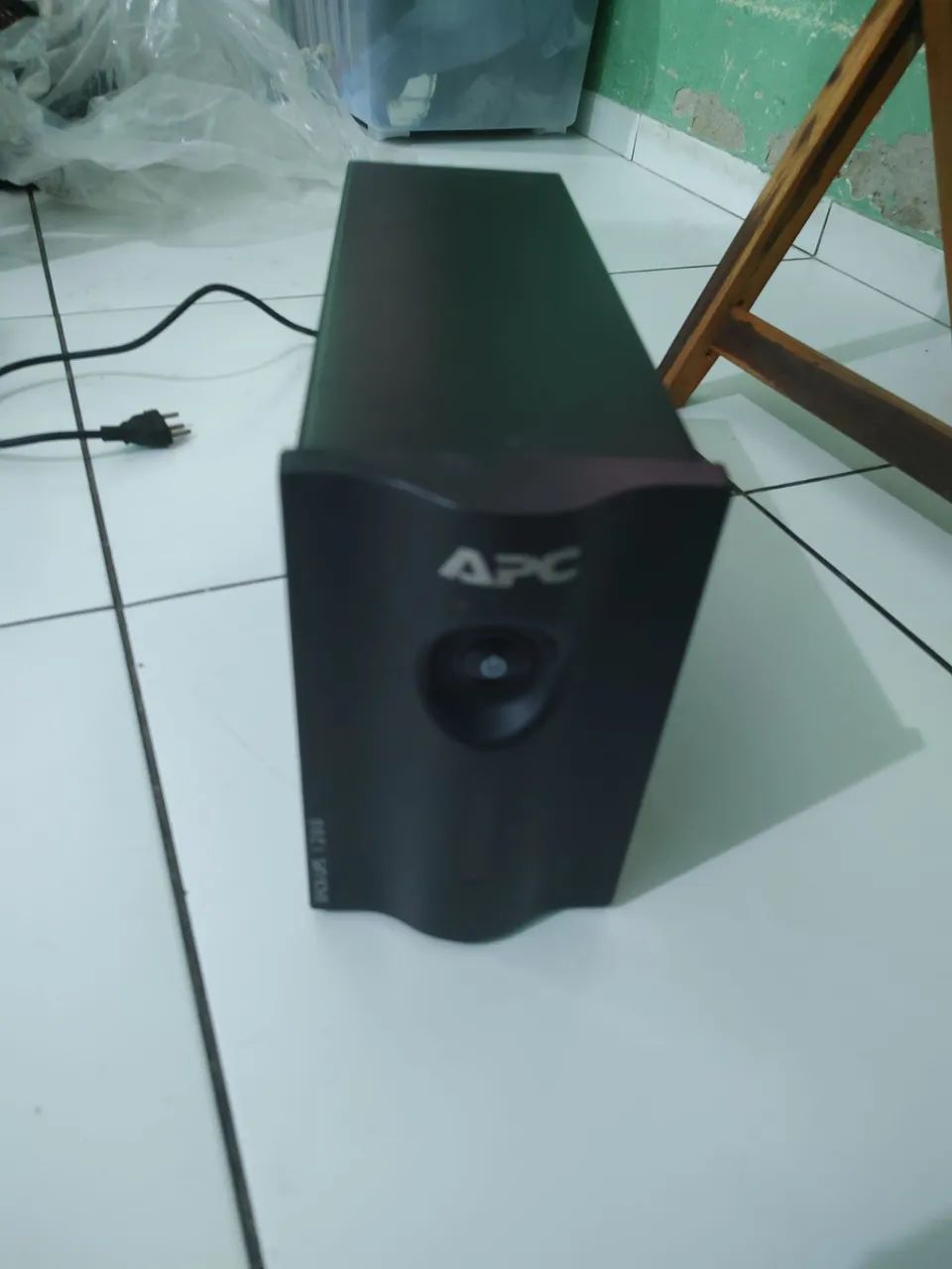 Nobreak APC Back-UPS 1200VA