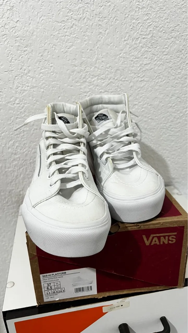 Tênis Vans Sk8-Hi Platform Branco.