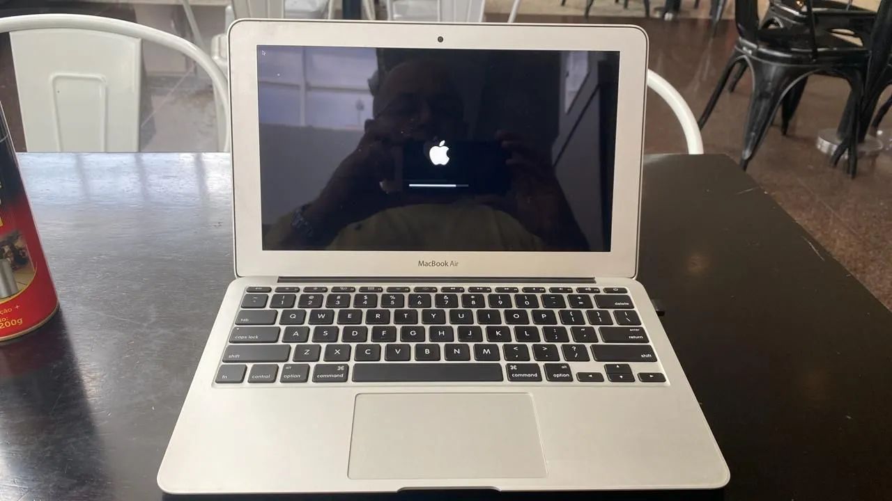 MacBook Air - Notebook Apple
