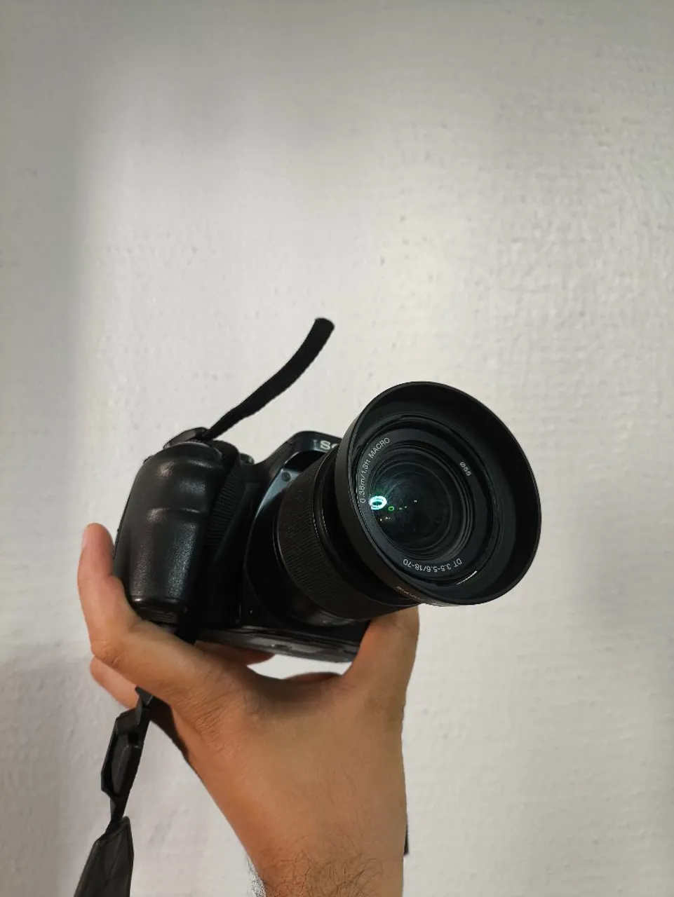 Câmera Sony Alpha DSLR A-100 seminova!<br>