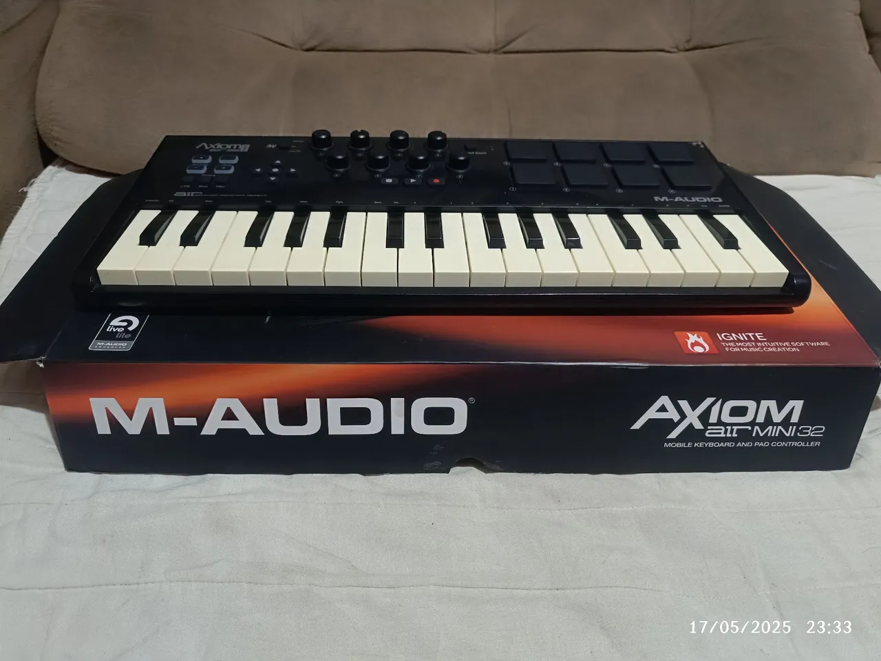 Teclado Controlador M-Audio Axiom Air Mini 32