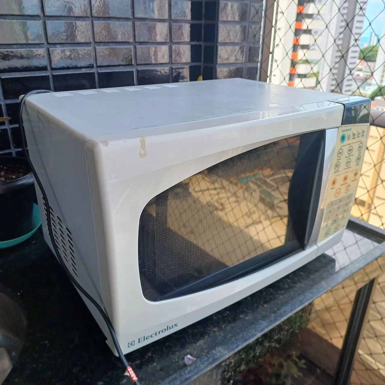 Micro-ondas Electrolux - Foto 4