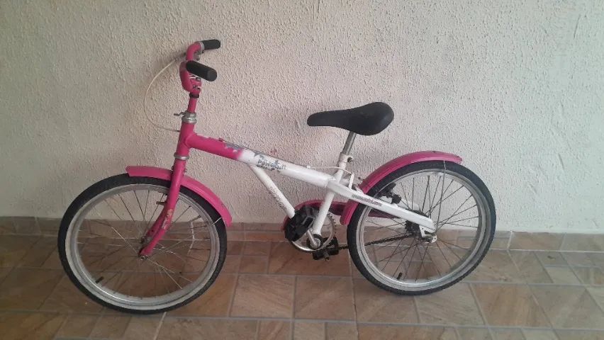 Bicicleta infantil menina aro 20 Caloi - Foto 2