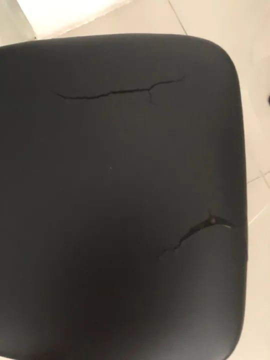 Mesa de Jantar em Vidro e Aço Inox kappesberg. Com algumas avarias  - Foto 4