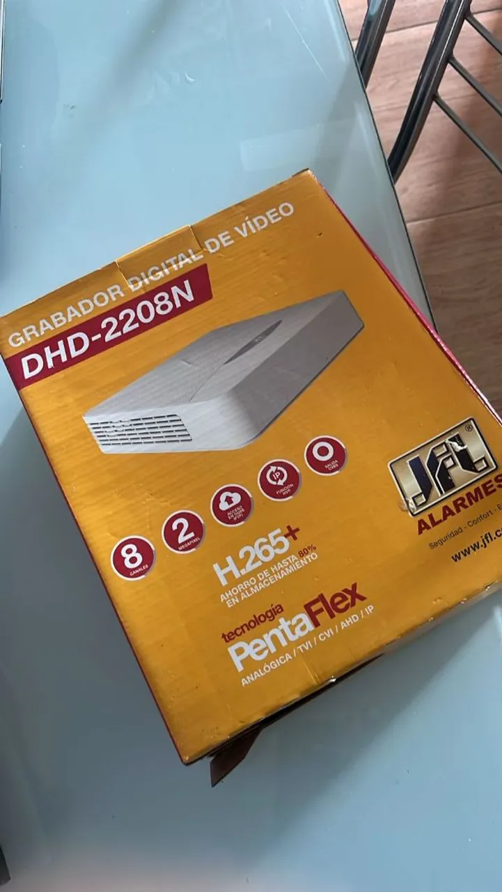 Gravador Digital de Vídeo DHD-2208N 8 Canais