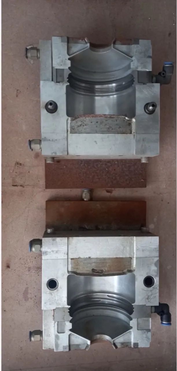 4 Moldes para injetora em alumínio e ferro (pote de gel) - Foto 2