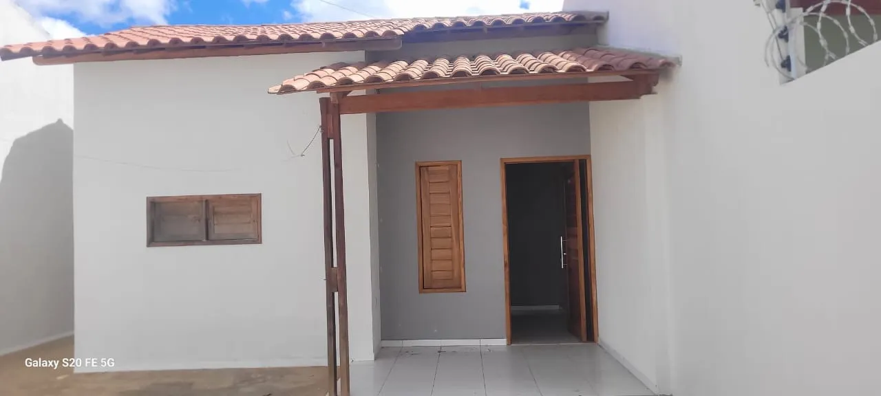 VENDE-SE CASA EM CONDOMÍNIO FECHADO - JOÃO LOPES