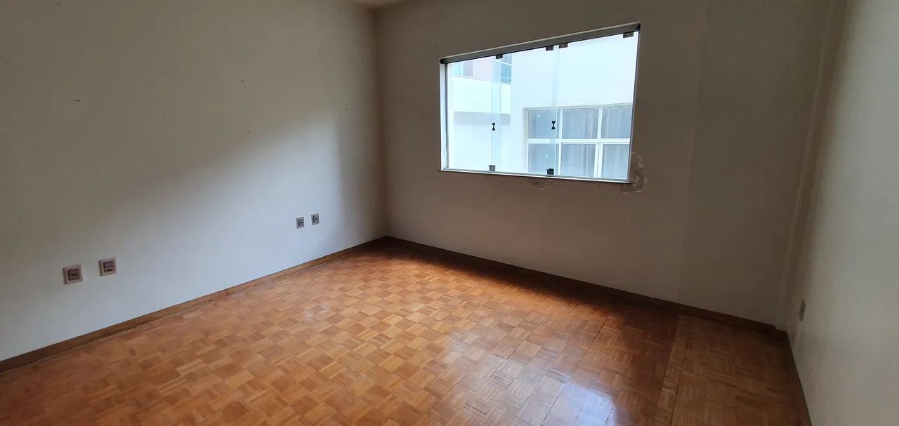 Apartamento na Barra , 3 Quartos, 1 Suíte, 153m², 3 sanitários, sala ampla, 01 vaga,  Próx - Foto 3
