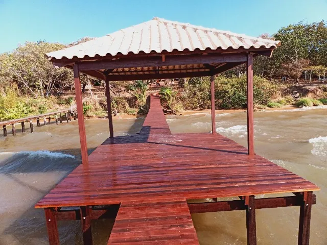 Chácara em Condomínio com o Pier Particular