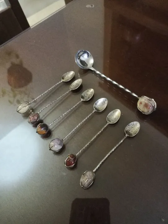 Conjunto de colheres de prata c/ pedras naturais