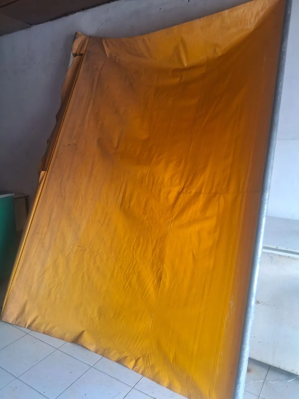 Toldo de proteção para área externa