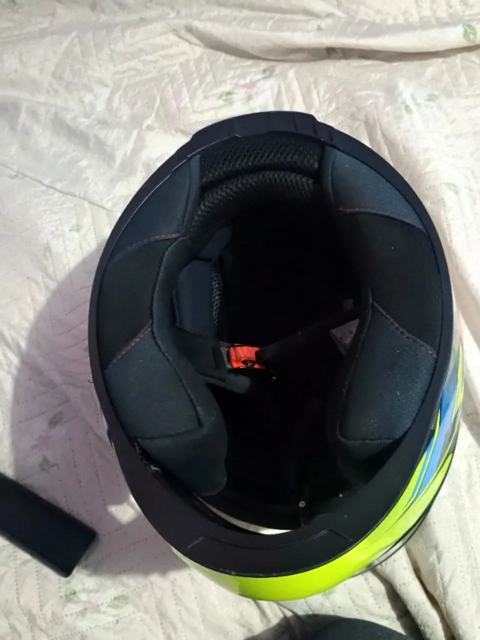 Troco capacete faço jogo em troca