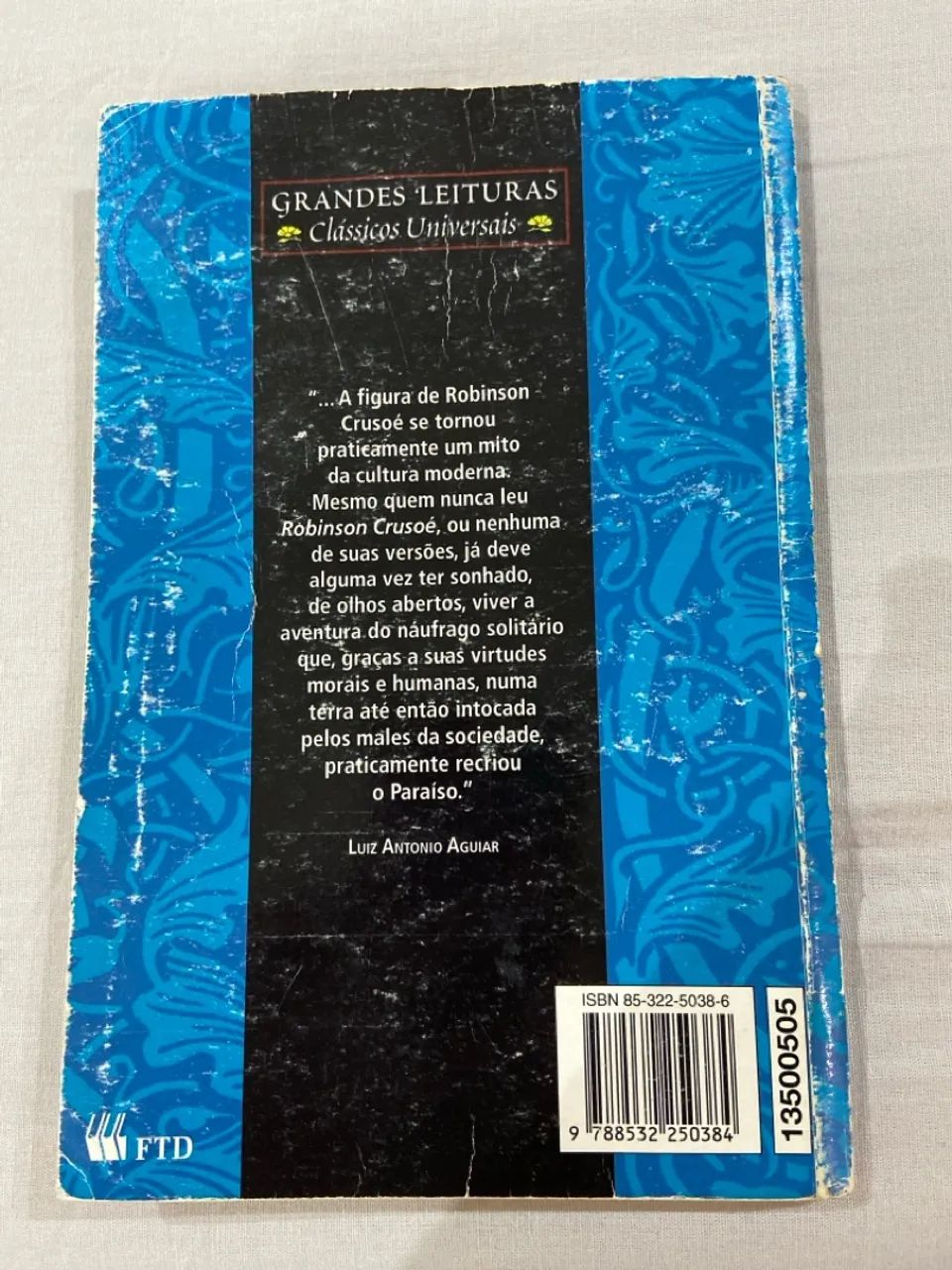 Livro ROBINSON CRUSOÉ - Foto 2