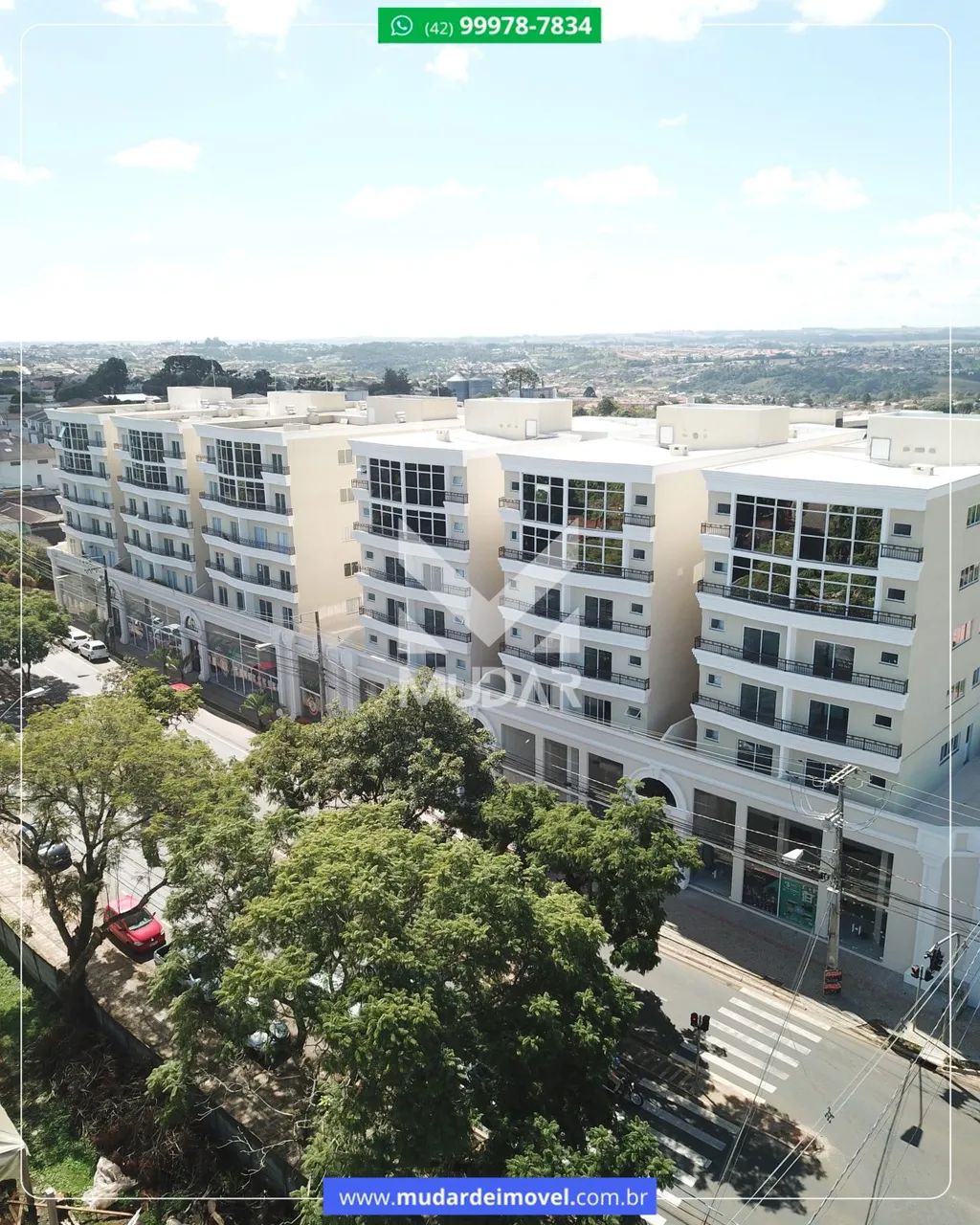 Apartamento de 3 quartos em Oficinas  Mobiliado
