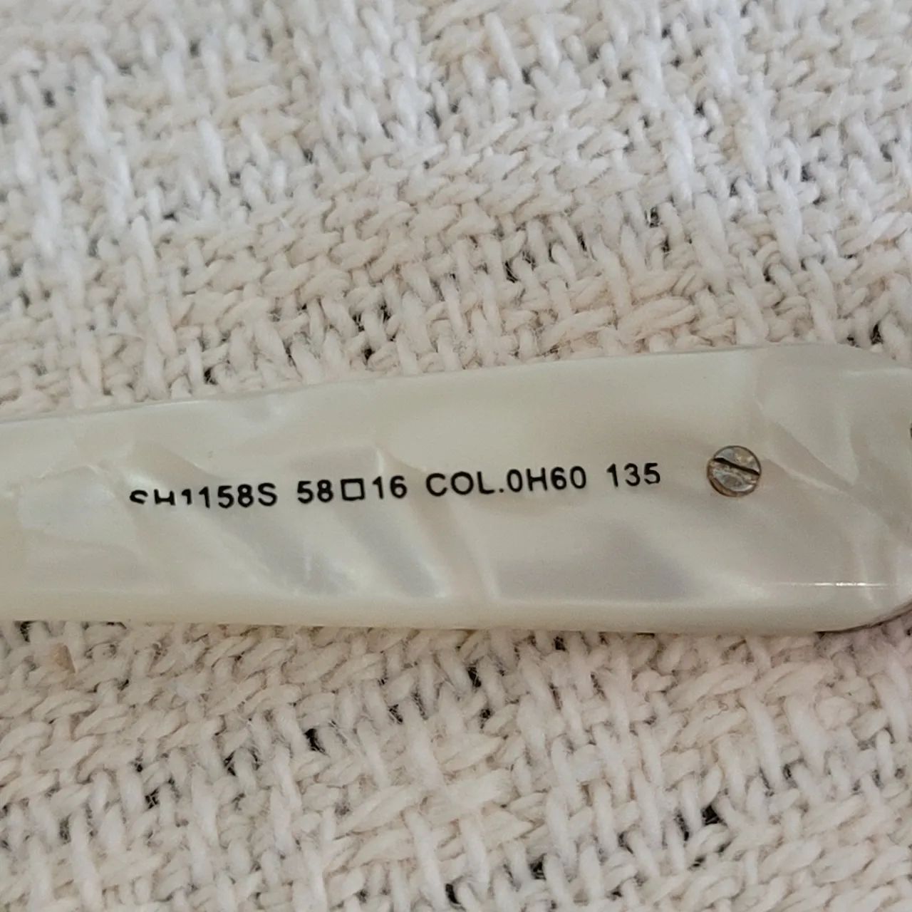 Victor Hugo SH1158S 58 Óculos de Sol - Foto 5