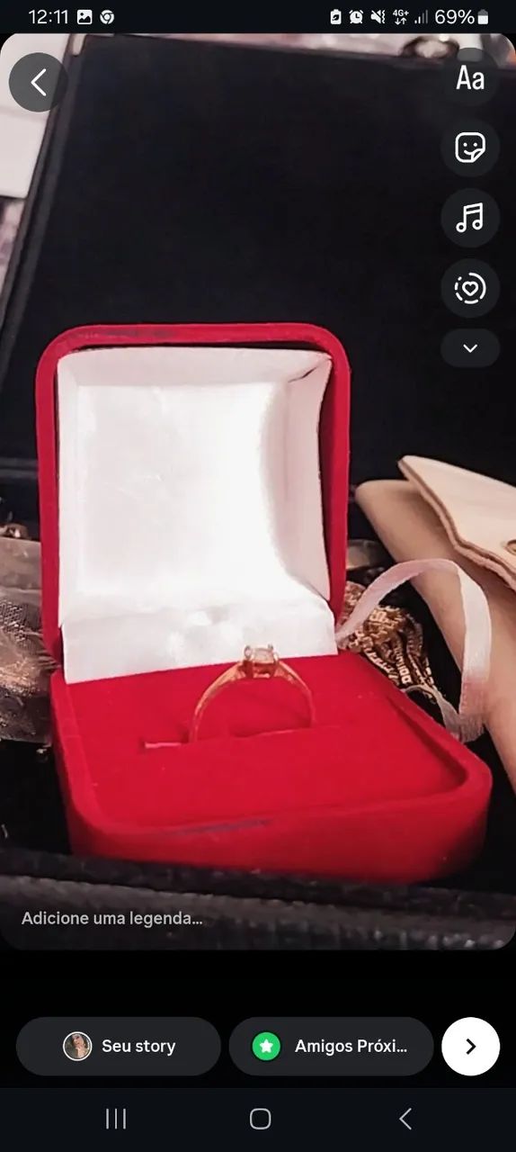 Anel ouro 18k com diamante 